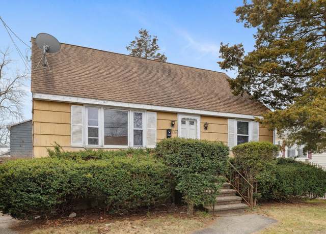 Property at 191 Trumbull Ave, Bridgeport, CT 06606, 4 beds, 1 bath