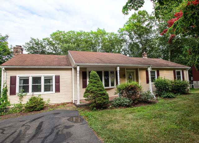 Property at 20 Booth Ter, Hamden, CT 06518, 4 beds, 2 baths