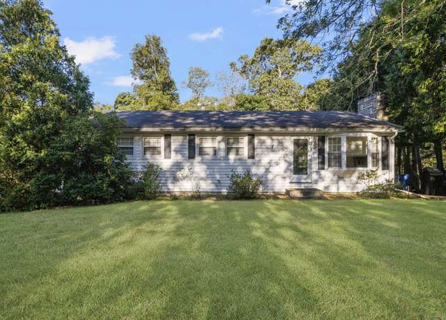 Property at 99 Snake Meadow Rd, Killingly, CT 06239, 3 beds, 1.5 baths