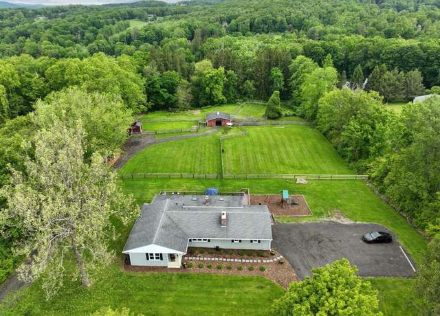 Property at 49 Warner Rd, Bridgewater, CT 06752, 3 beds, 2 baths