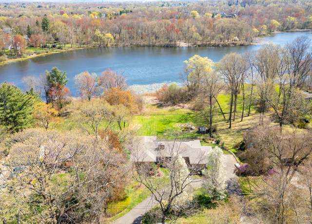 Property at 157 Robeth Ln, Wethersfield, CT 06109, 4 beds, 3 baths