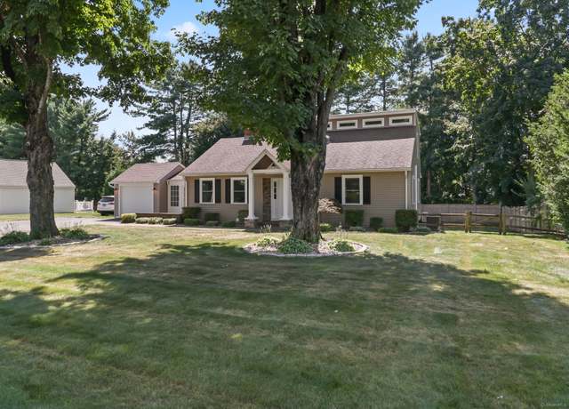 Property at 199 Firetown Rd, Simsbury, CT 06070, 3 beds, 2.5 baths