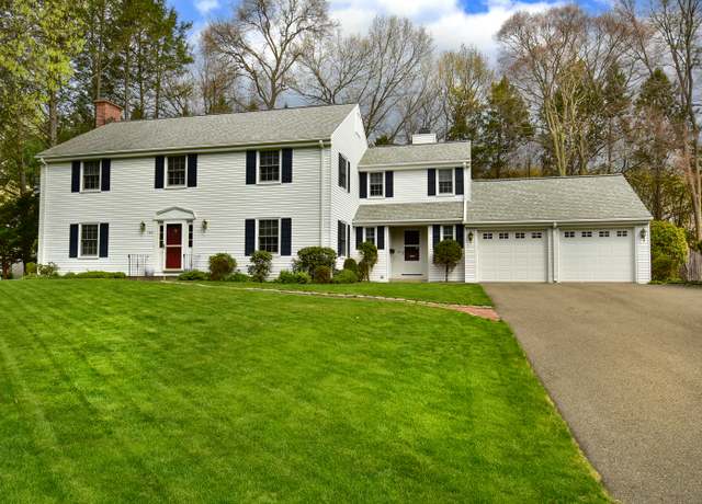 Property at 140 Pioneer Dr, West Hartford, CT 06117, 5 beds, 4 baths