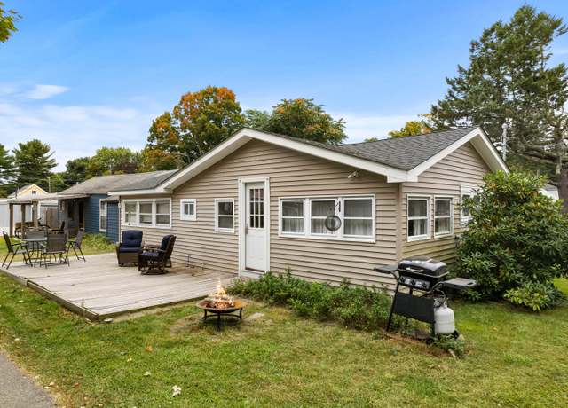 Property at 12 North St, Madison, CT 06443, 2 beds, 1 bath