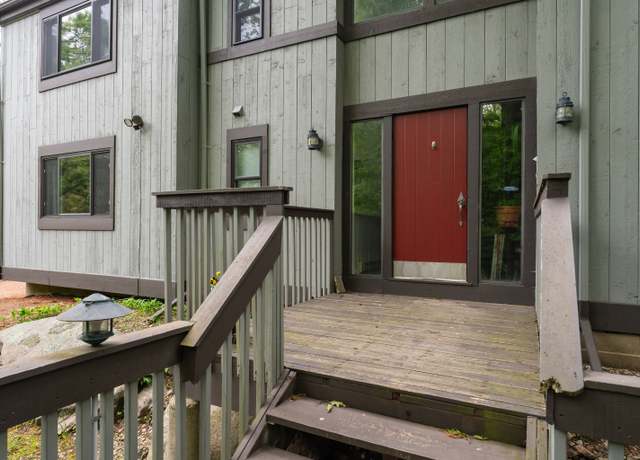 Property at 19 Harbour Vlg Unit B, Branford, CT 06405, 1 bed, 1 bath