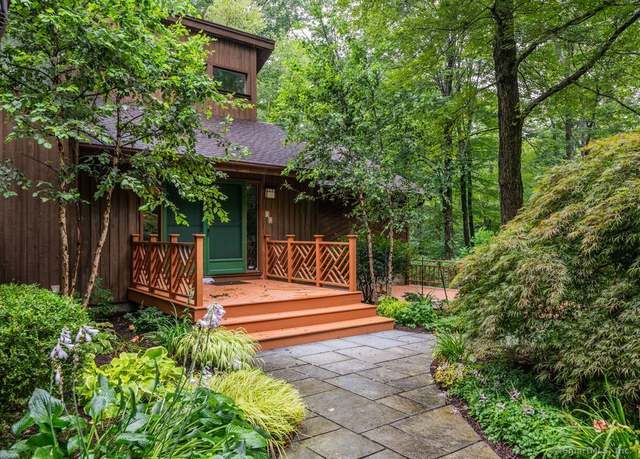 Property at 32 Plumb Brook Rd, Woodbury, CT 06798, 3 beds, 2.5 baths