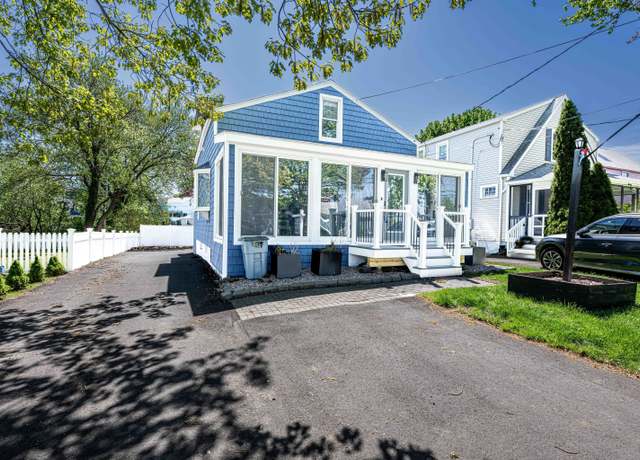Property at 45 South St, East Haven, CT 06512, 3 beds, 2 baths