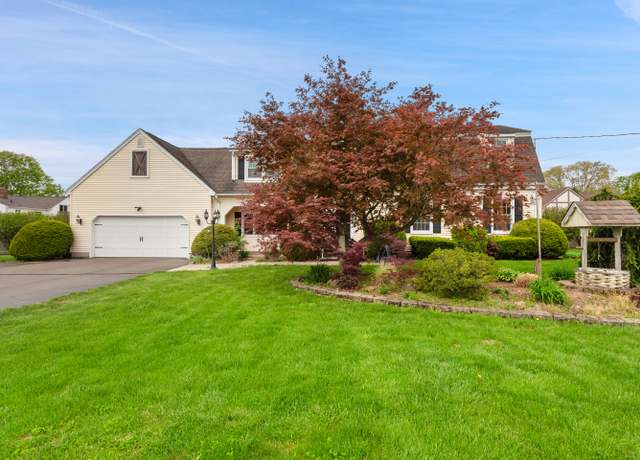 Property at 154 Rock Rd, North Haven, CT 06473, 4 beds, 2.5 baths