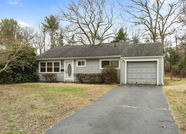 Property at 58 Plymouth Ave S, Groton, CT 06340, 3 beds, 1 bath