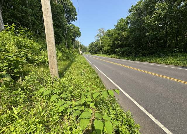 Property at 44 Cheshire Rd, Prospect, CT 06712