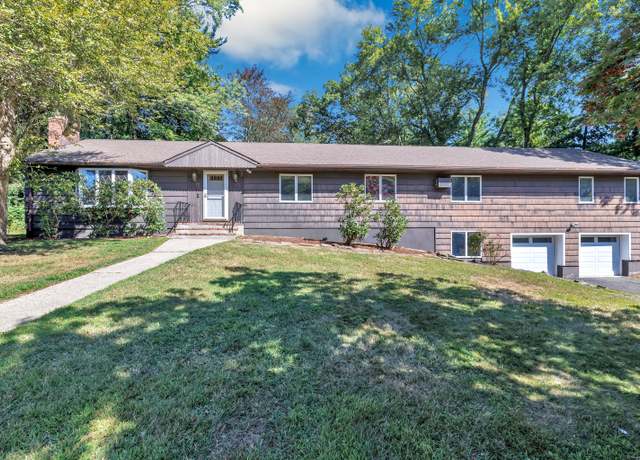 Property at 17 Old Orchard Ln, Trumbull, CT 06611, 4 beds, 3 baths