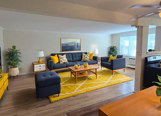 Property at 70 Farmington Ave Unit 4B, New London, CT 06320, 2 beds, 1.5 baths