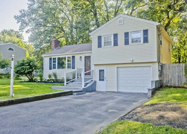 Property at 15 Carmella Ter, Enfield, CT 06082, 2 beds, 1.5 baths