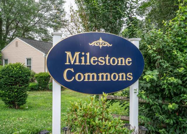 Property at 20 Holly Ln #20, Glastonbury, CT 06033, 2 beds, 1.5 baths