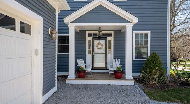 Photo of 6 Holdridge Ct, Groton, CT 06355