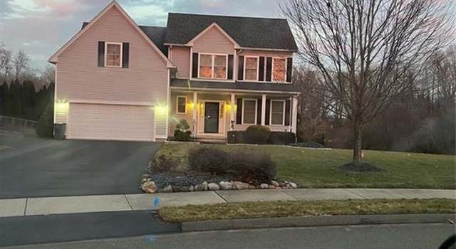 Photo of 85 Rock Ridge Rd, Manchester, CT 06040