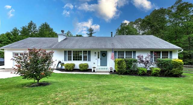 Photo of 77 Wisteria Dr, Naugatuck, CT 06770