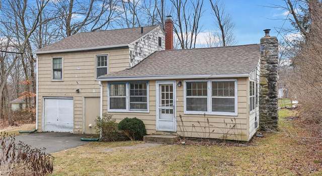Photo of 42 Hickory Dr, Coventry, CT 06238