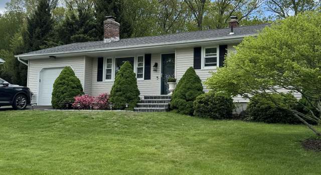 Photo of 211 Crest St, Waterbury, CT 06708