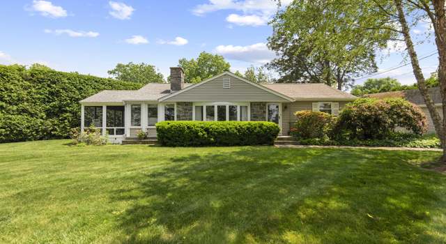 Photo of 92 Fenwood Dr, Old Saybrook, CT 06475