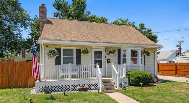 Photo of 90 Deerfield Dr, Manchester, CT 06040