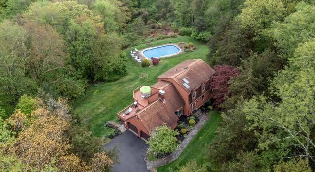 Photo of 24 Quaker Ridge Rd, Sherman, CT 06784