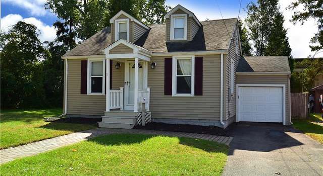 Photo of 5 Sword Ave, Enfield, CT 06082
