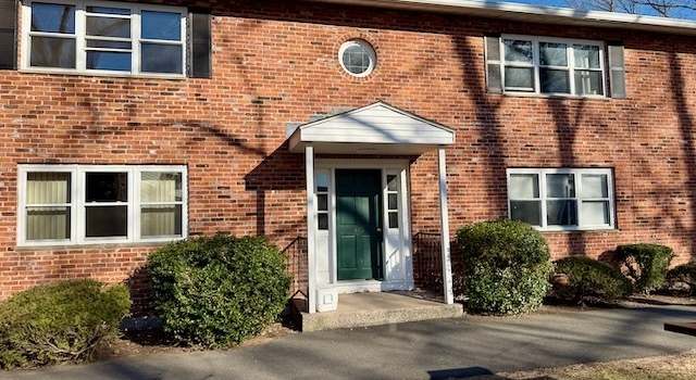 Photo of 482 Oak Ave Apt 60, Cheshire, CT 06410