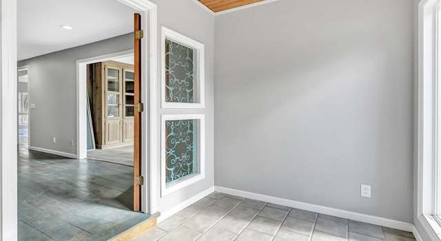 Photo of 5 Mountain Dr, New Milford, CT 06776