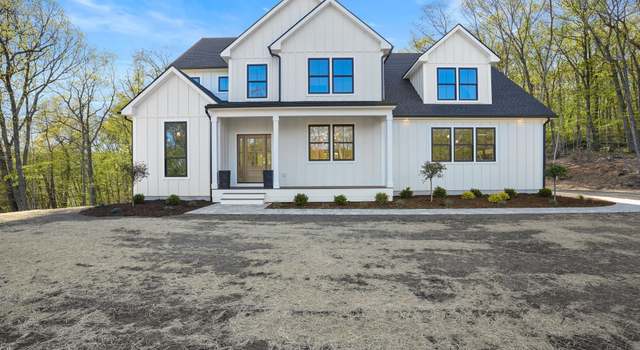 Photo of 3 Shortwoods Rd, New Fairfield, CT 06812