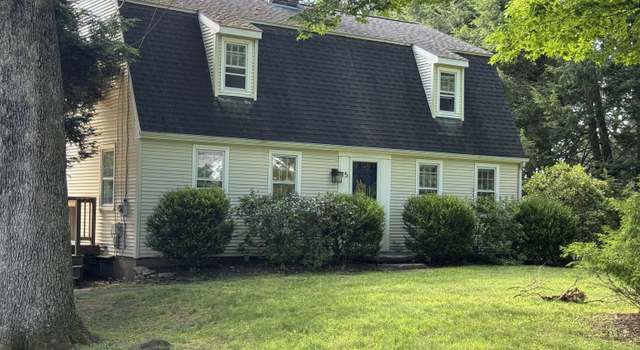 Photo of 15 Highview Dr, Killingly, CT 06241