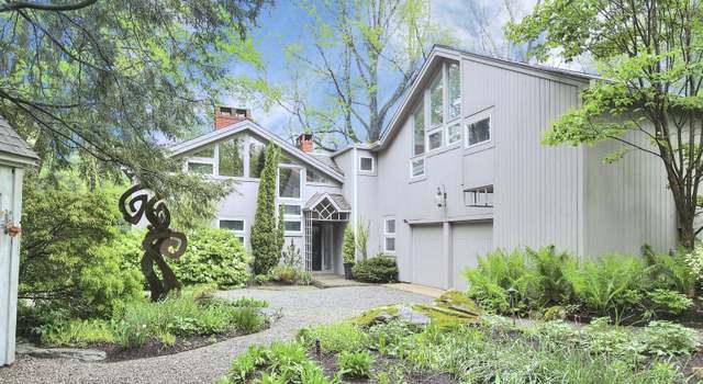 Photo of 18 Stoneboat Rd, Westport, CT 06880