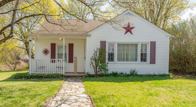 Photo of 23 Strosberg Rd, Waterford, CT 06385