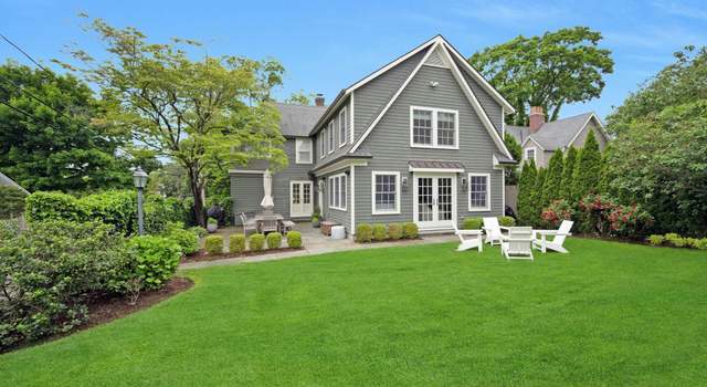 Photo of 6 Prescott Ln, Greenwich, CT 06830