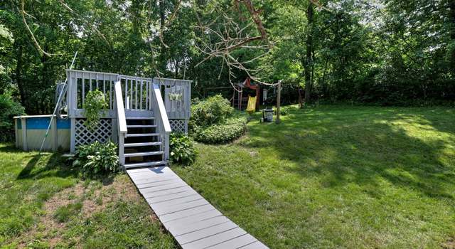 Photo of 4 Brighton Rd, Naugatuck, CT 06770