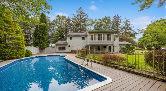 Photo of 245 Guernseytown Rd, Watertown, CT 06795