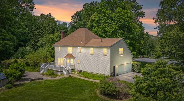 Photo of 22 Loomis Dr, Coventry, CT 06238