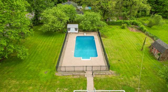 Photo of 413 Hickory Hill Rd, Thomaston, CT 06787