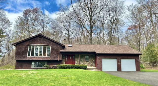 Photo of 35 Karen Dr, Thomaston, CT 06787