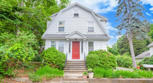 Photo of 46 Chestnut St, Branford, CT 06405