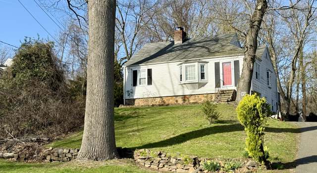 Photo of 1030 Old Town Rd, Trumbull, CT 06611