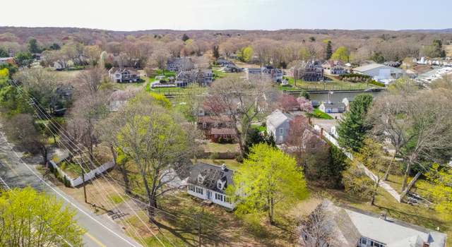 Photo of 69 Essex Rd, Old Saybrook, CT 06475