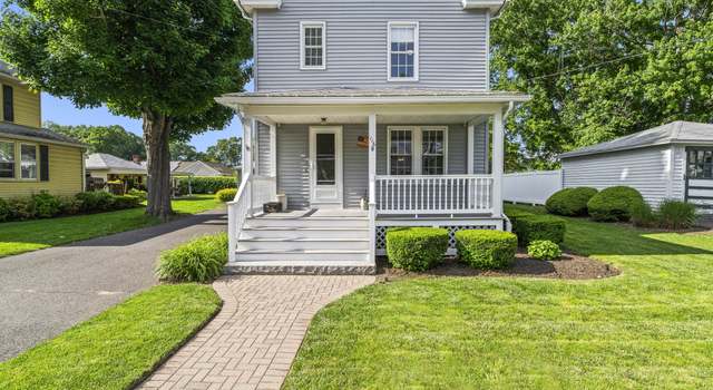 Photo of 116 Grove St, Windsor Locks, CT 06096