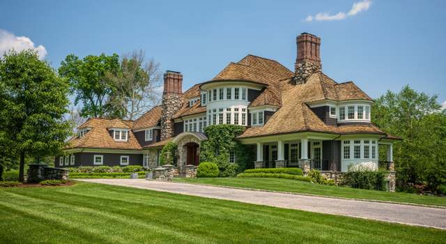 Photo of 69 Red Coat Rd, Westport, CT 06880
