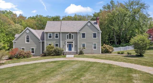 Photo of 1 Dover Cir, Newtown, CT 06470