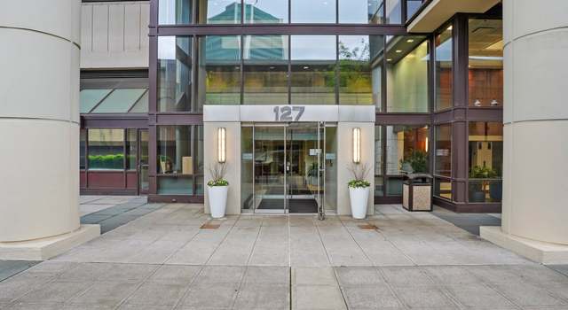 Photo of 127 Greyrock Pl Apt 703, Stamford, CT 06901