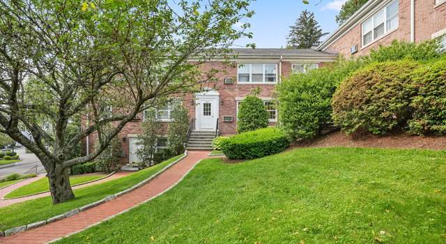Photo of 226 Park St Apt 4, New Canaan, CT 06840
