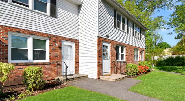 Photo of 250 Woodford Ave Apt 13, Plainville, CT 06062