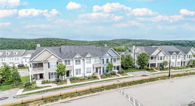 Photo of 46 Warrington Round #46, Danbury, CT 06810