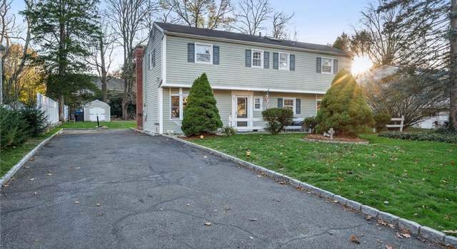 Photo of 31 Perna Ln, Stamford, CT 06903